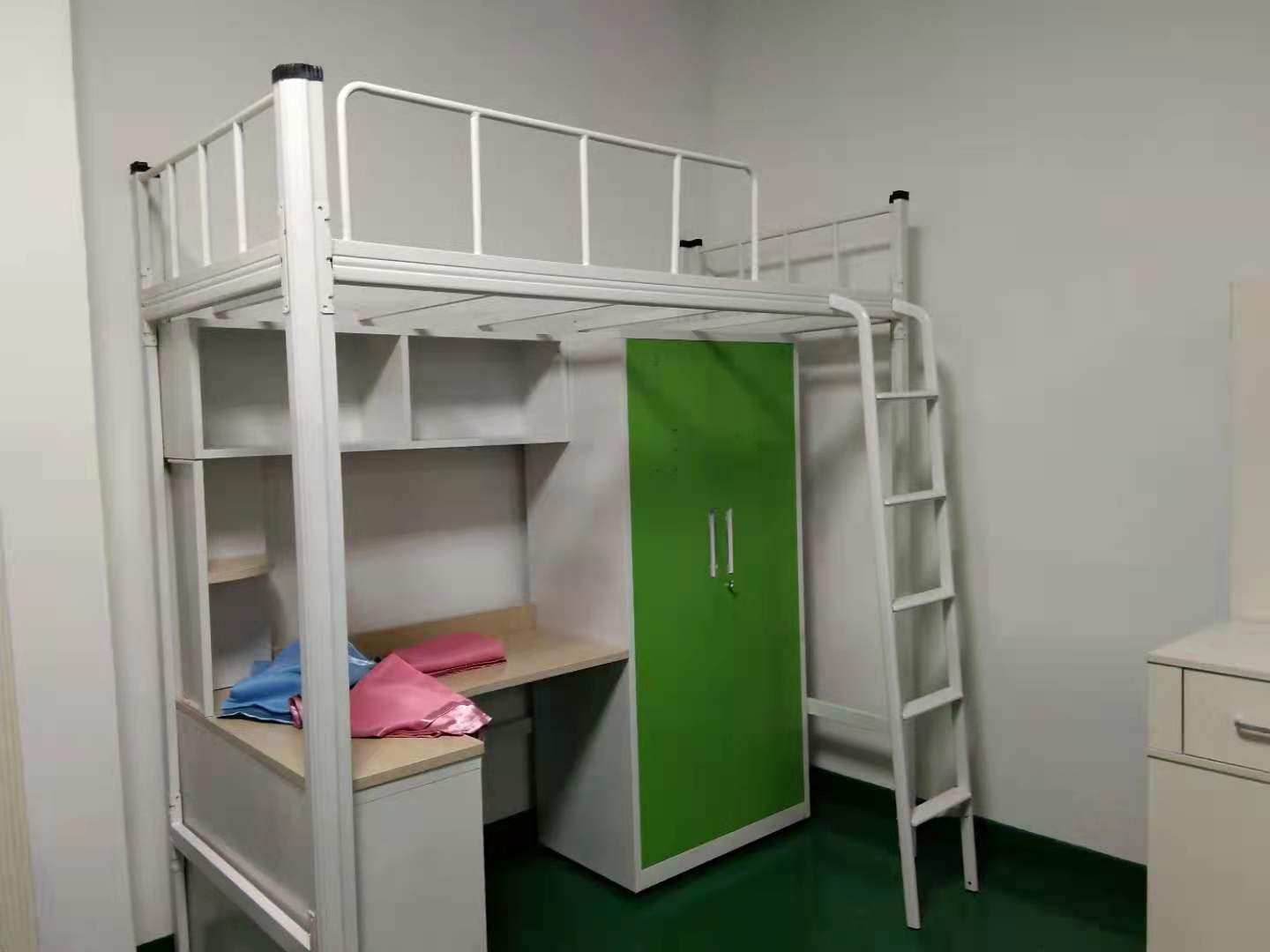 宿舍铁床和上下铺床的尺寸