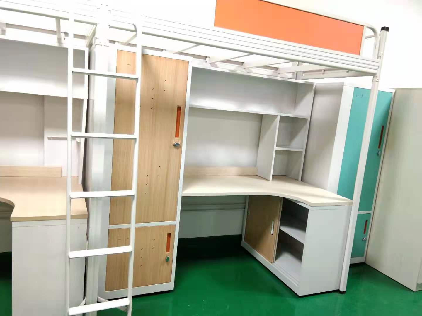 为什么工厂宿舍选用双层铁床？