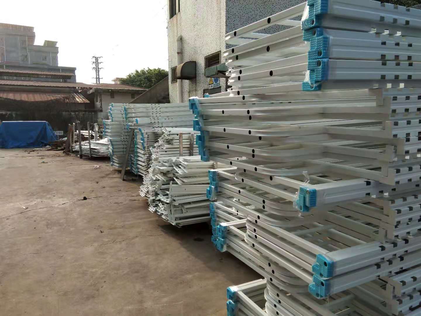 厂区堆满铁床怎么办？