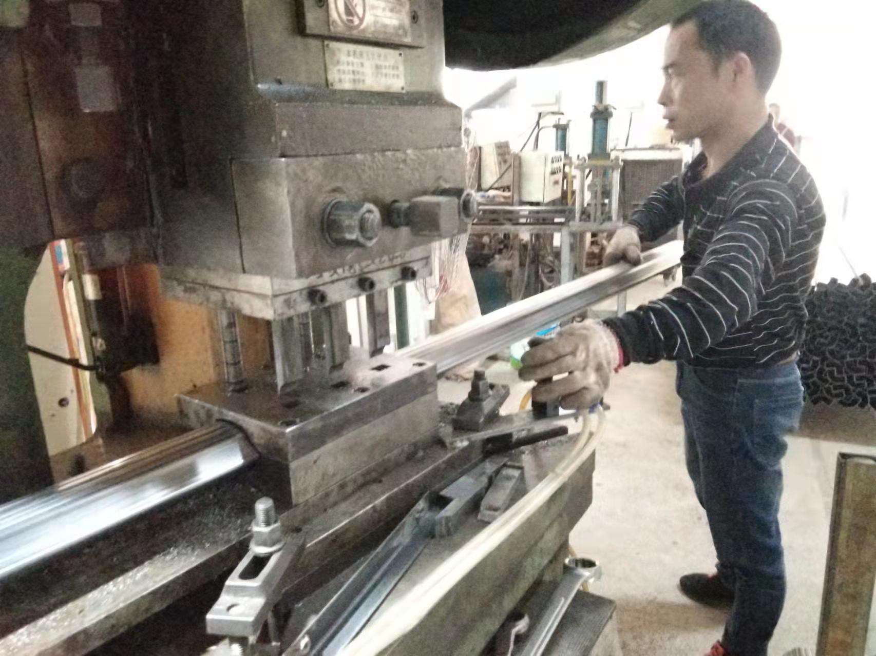 公寓床制作工艺流程是怎样的？